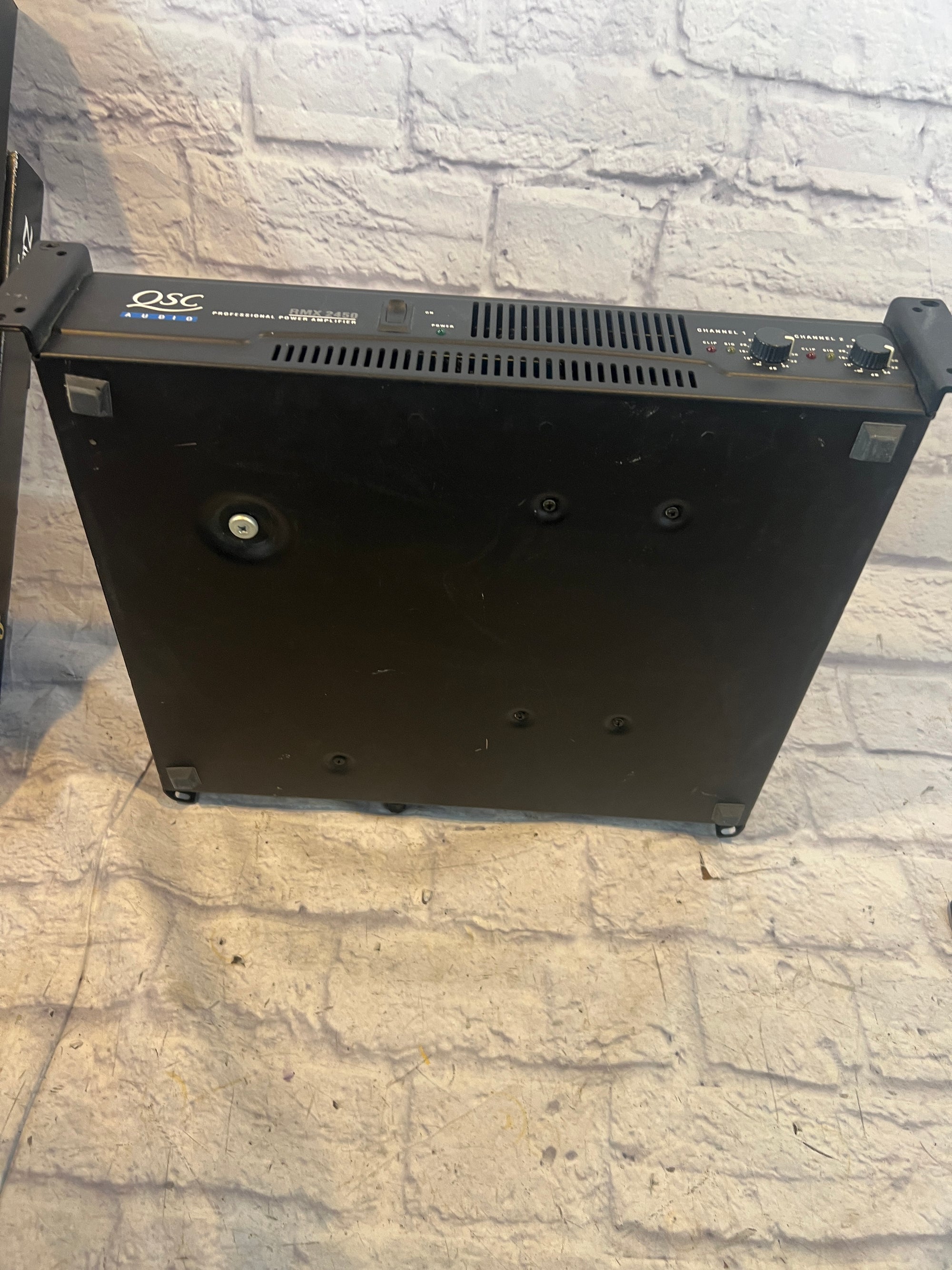 QSC RMX 2450 Power Amp