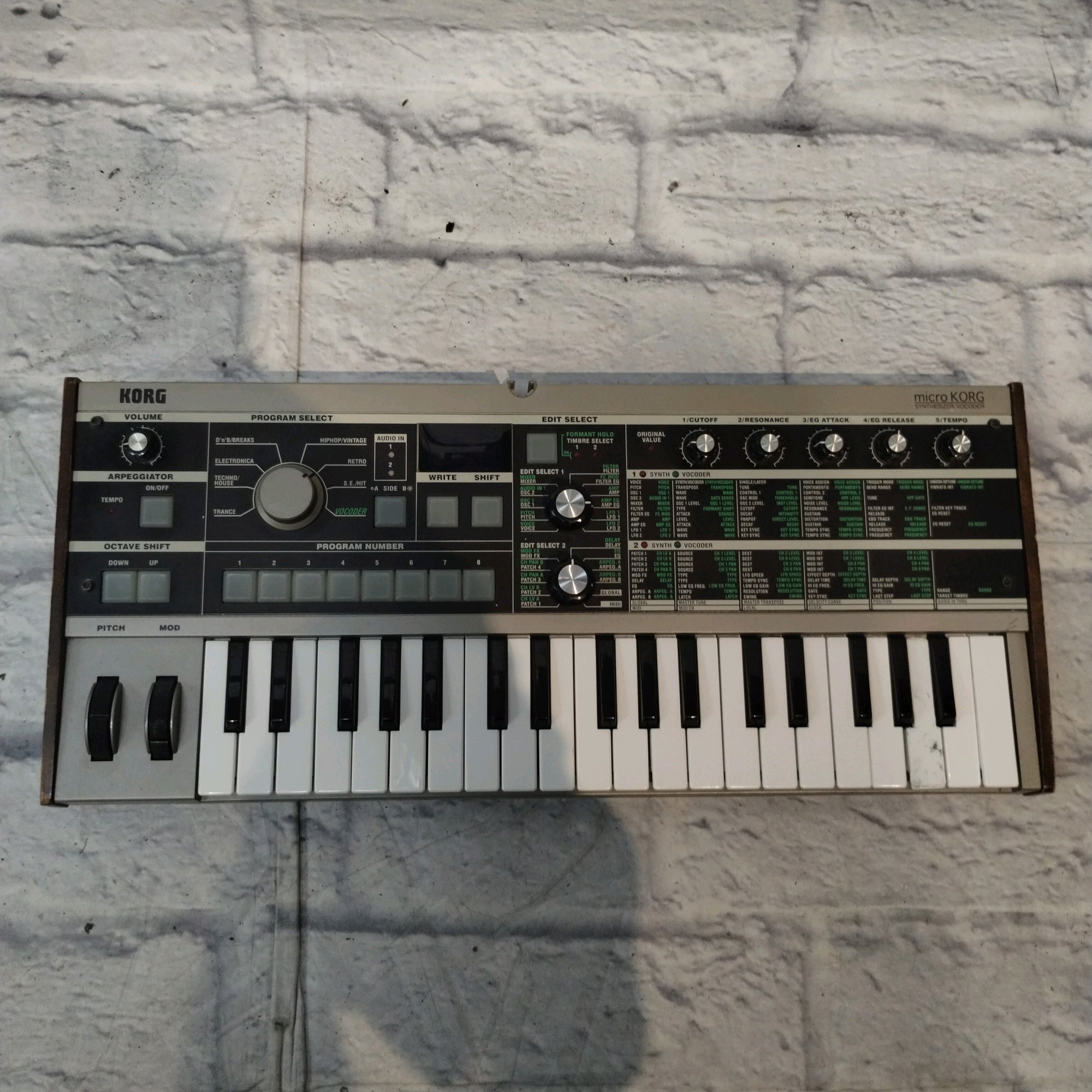 Korg microKORG 37-Key Synthesizer/Vocoder