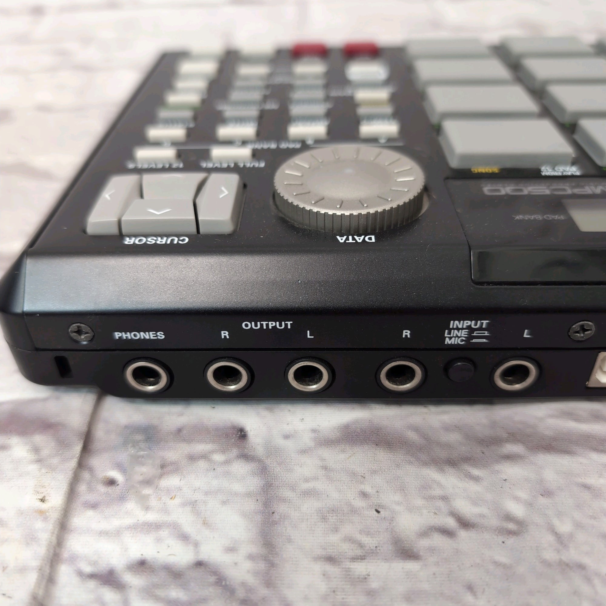 Akai MPC500 Music Production Center