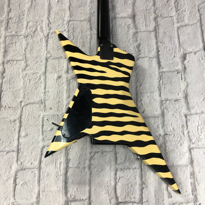 Vintage 1980s Guild SB608 Flying Star Bass