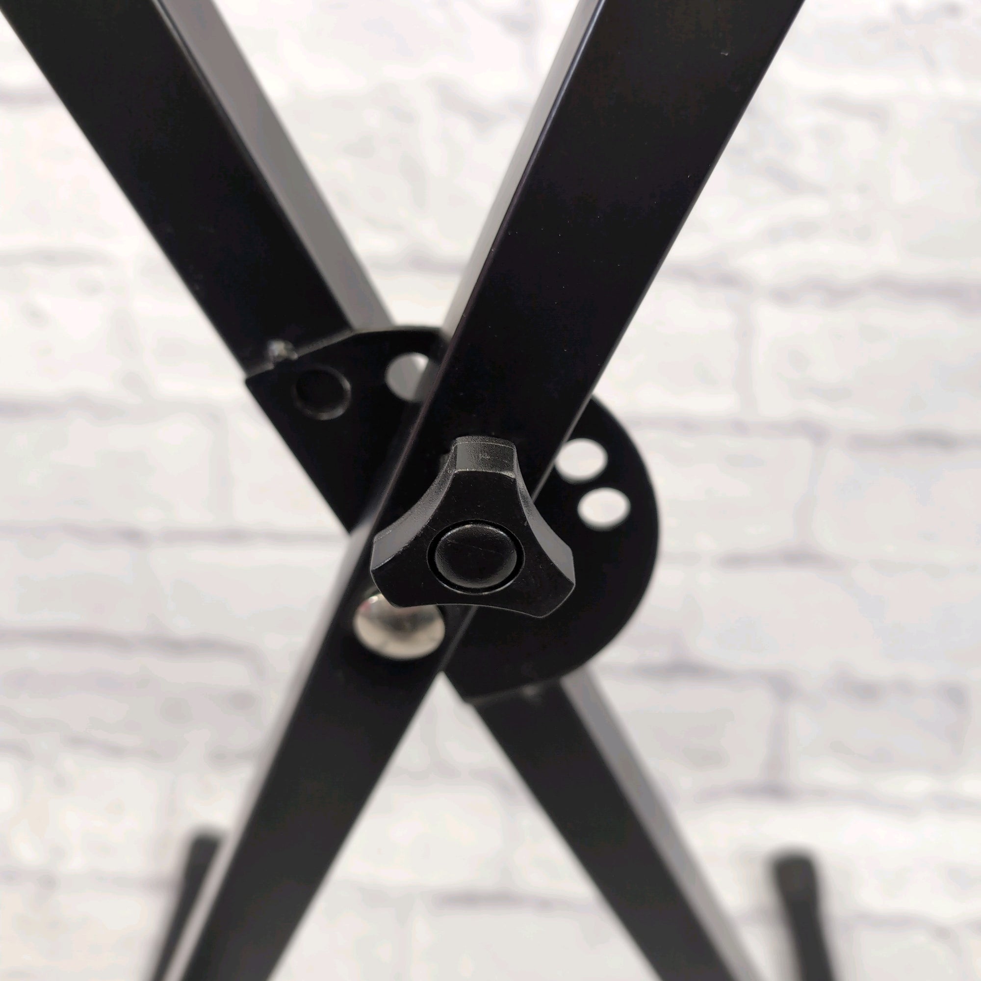Unknown X-Braced Keyboard Stand