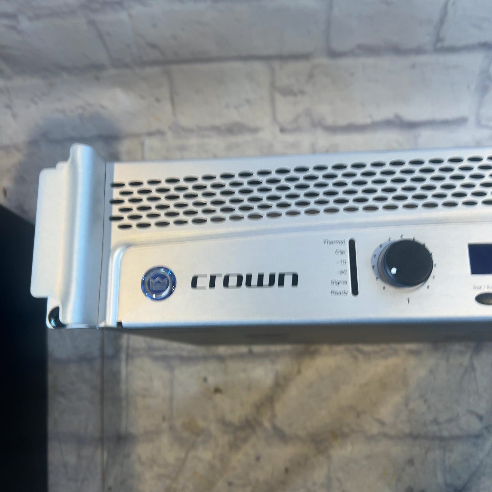 Crown XTI2000 Power Amp