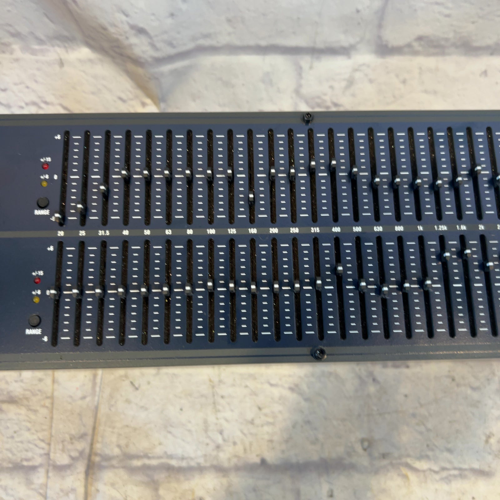 DBX 1231 Dual Equalizer Rack EQ