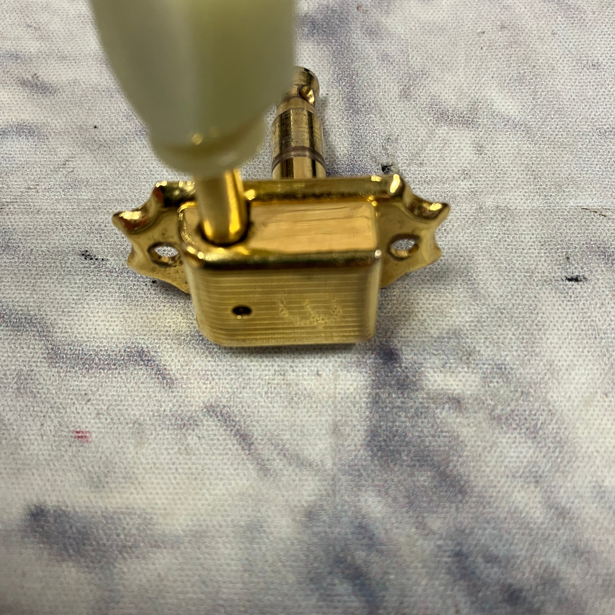 Epiphone Single Gold Tuning Machine 3x3 Treble Side