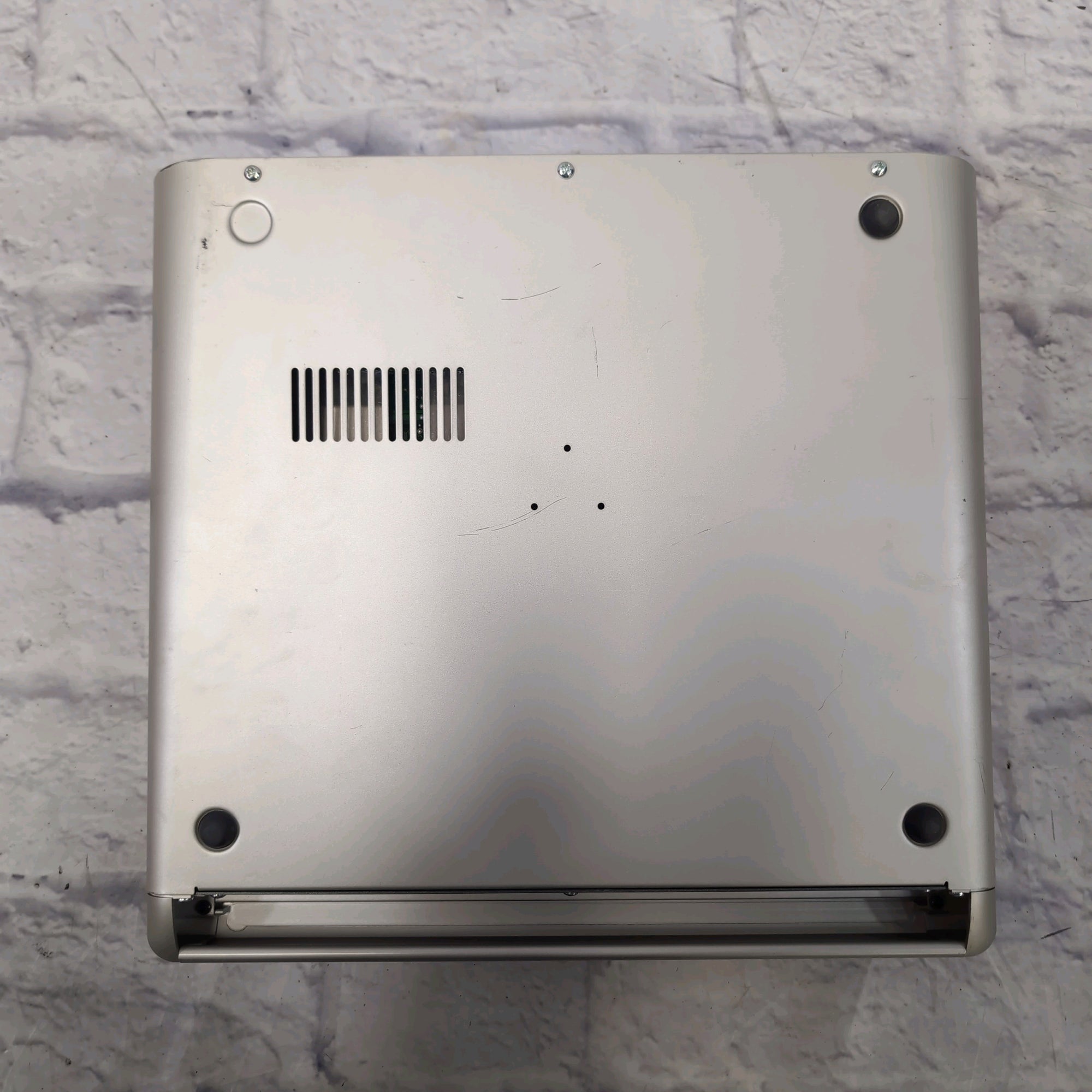 Mackie 1402-VLZ Pro 14-Channel Mic/Line Mixer