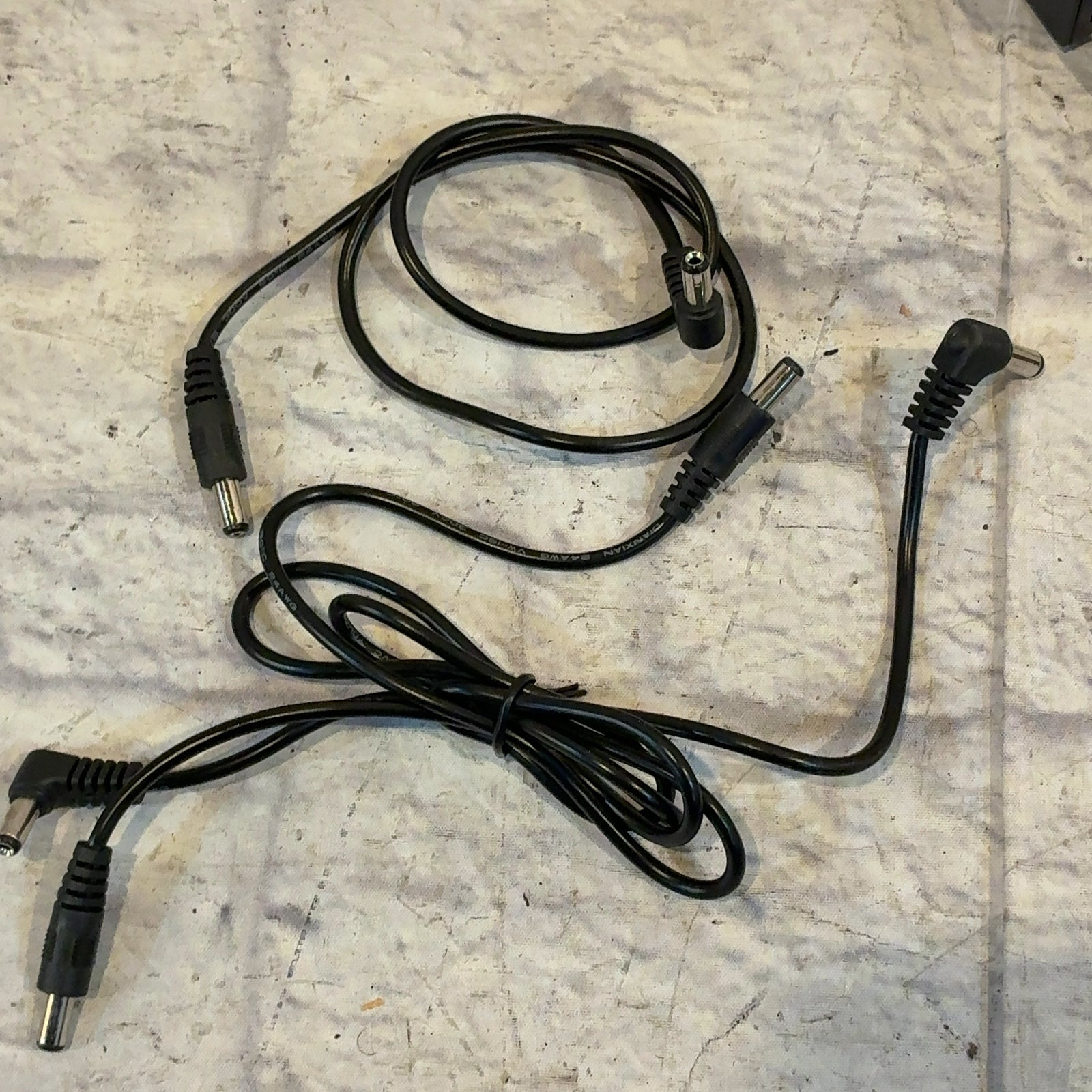 Ghostfire GS6 Pedal Power Supply