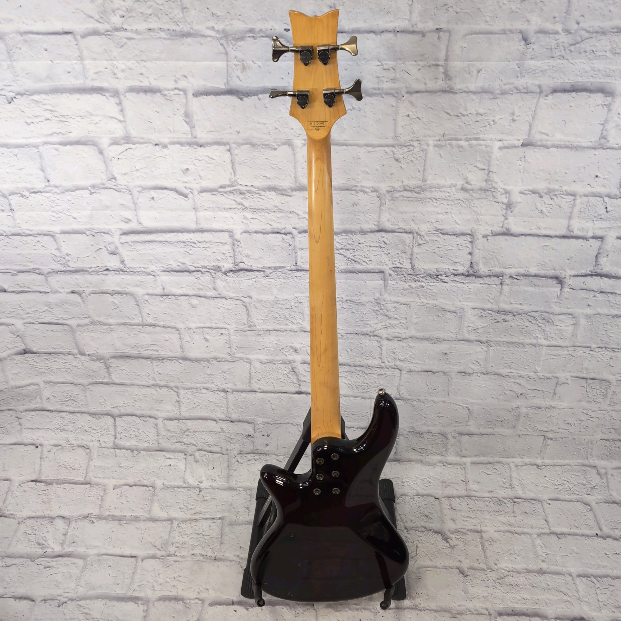 Schecter Stiletto Extreme 4 String Bass