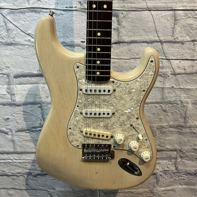 Fender MIM Stratocaster White Blonde Electric Guitar - Refinished