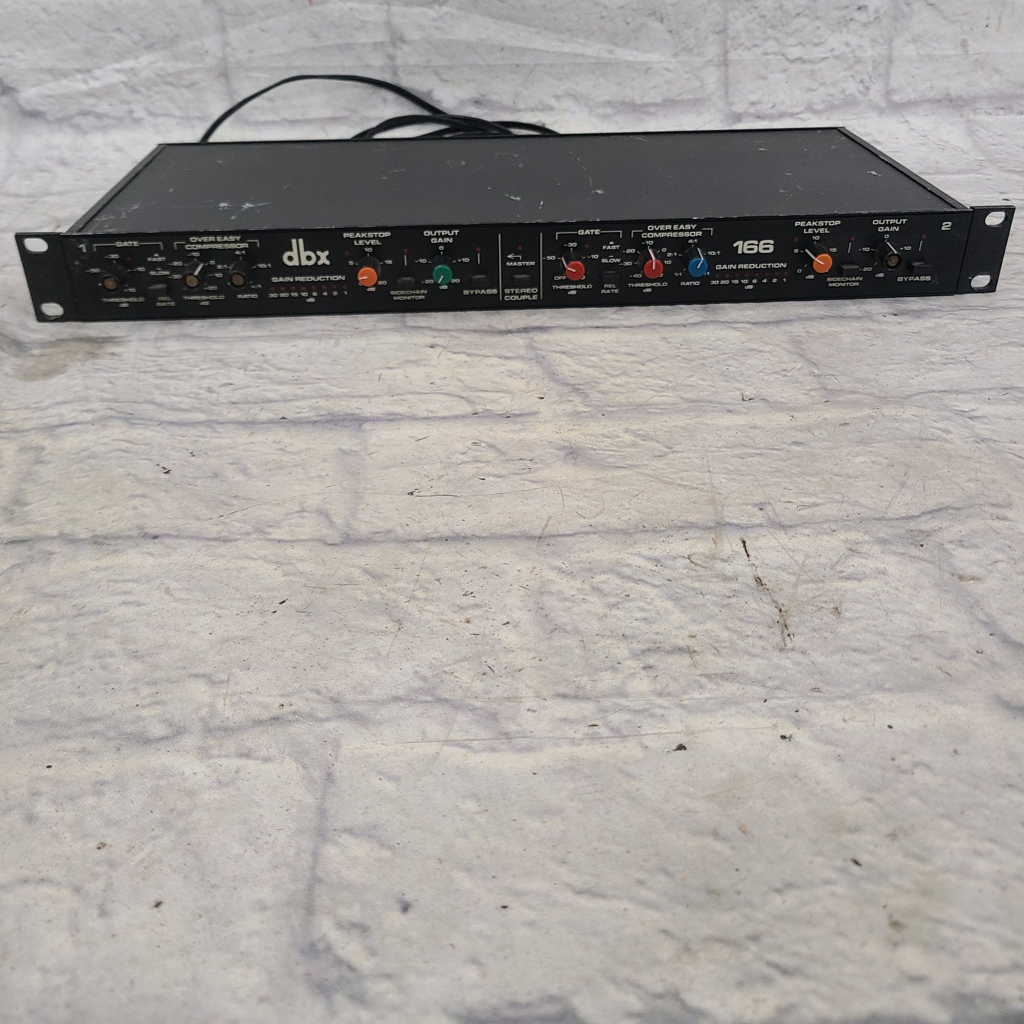 DBX 166 Rack Compressor
