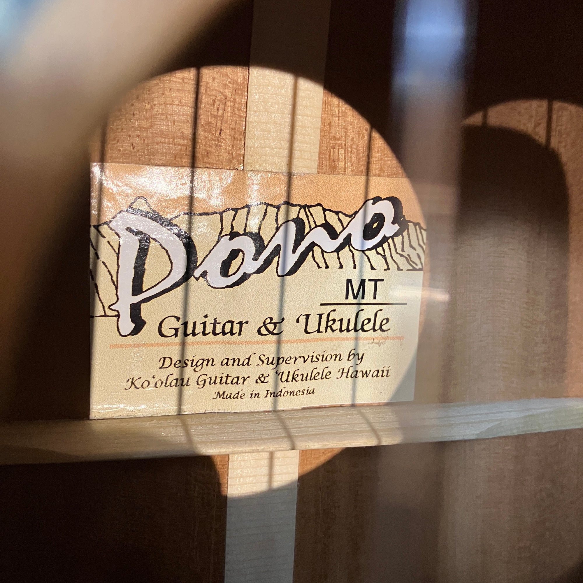 Pono MT Tenor Ukulele w/ bag