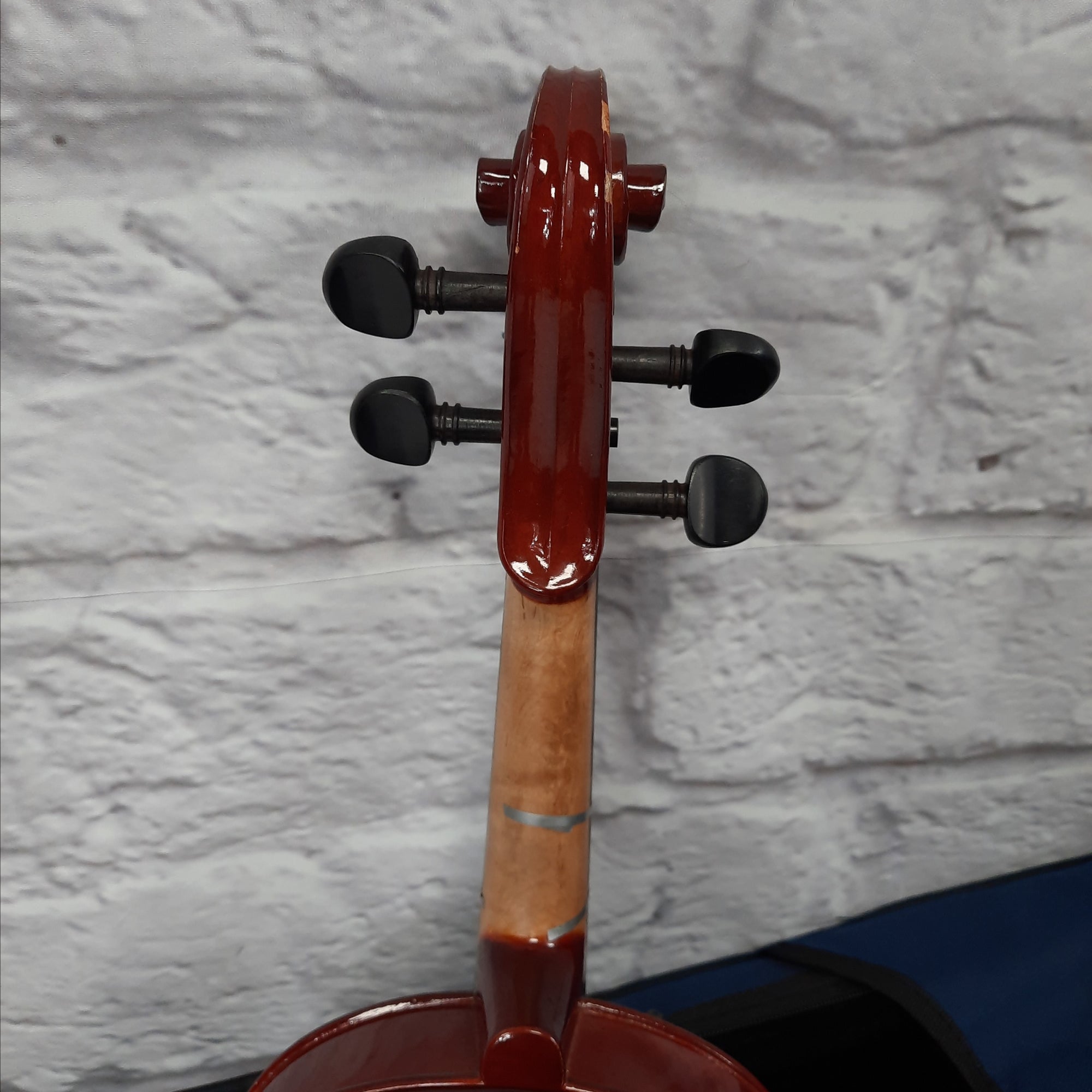 Oxford 15" Viola w/ Case and Bow - 44654