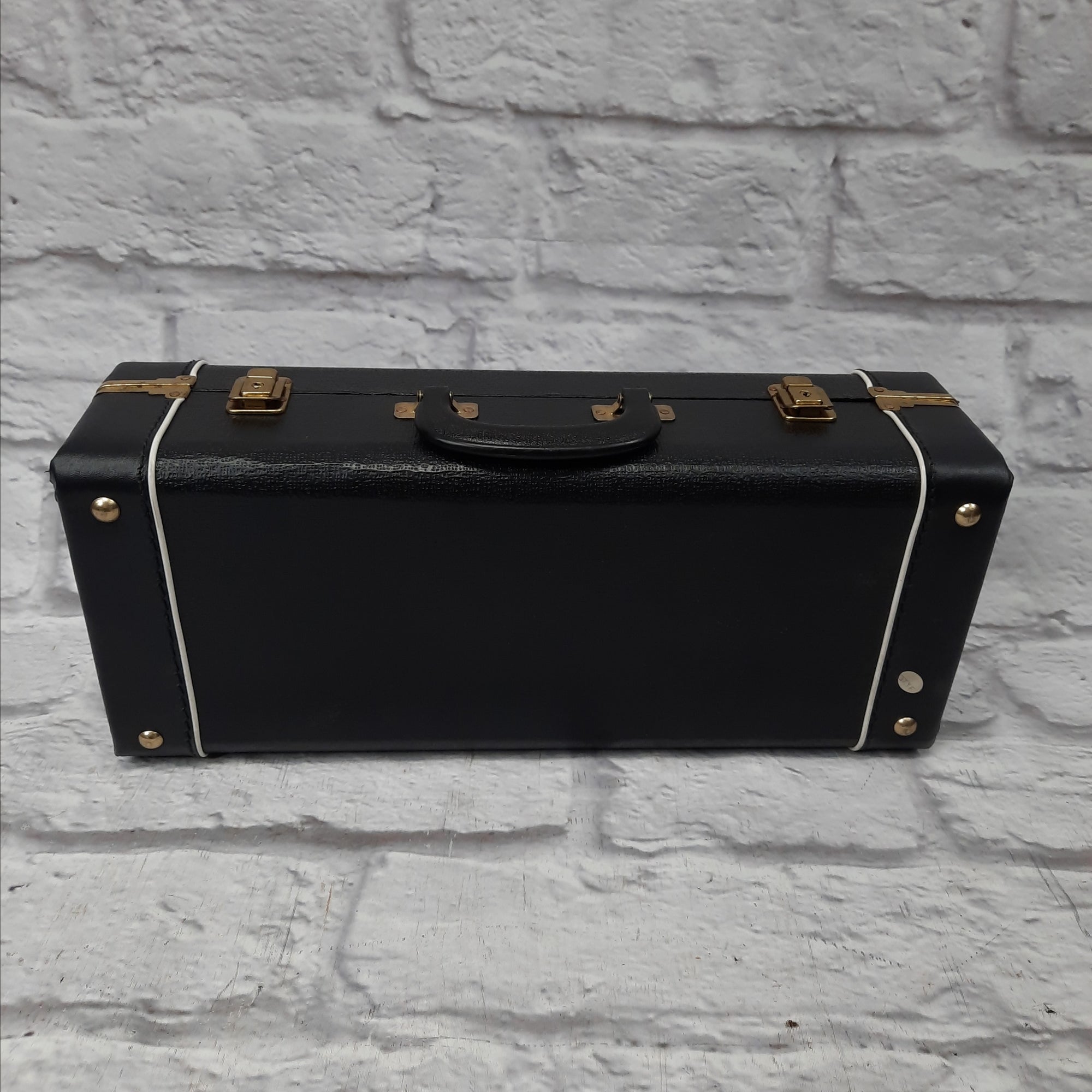 Cornet Case w/Red Interior 18" x 7"