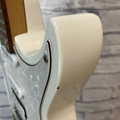 C&G Thunder EFB1 Electric Guitar - White