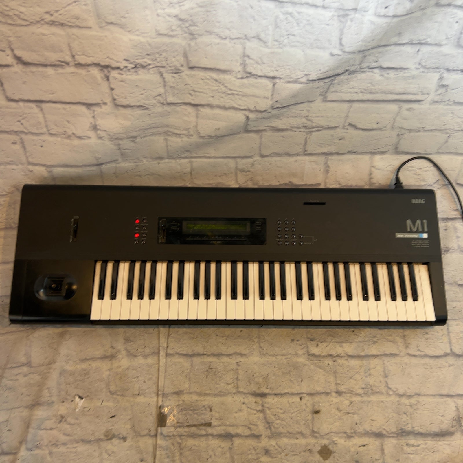 Korg M1 Synthesizer Needs Sysex Restore / Battery Change Digital Synth