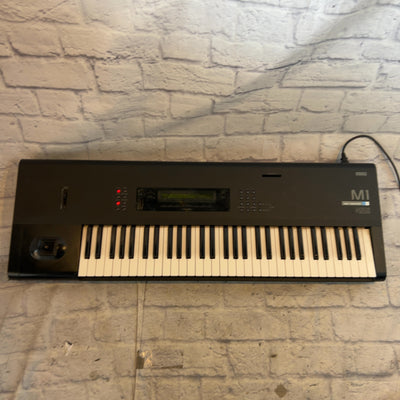 Korg M1 Synthesizer Needs Sysex Restore / Battery Change Digital Synth