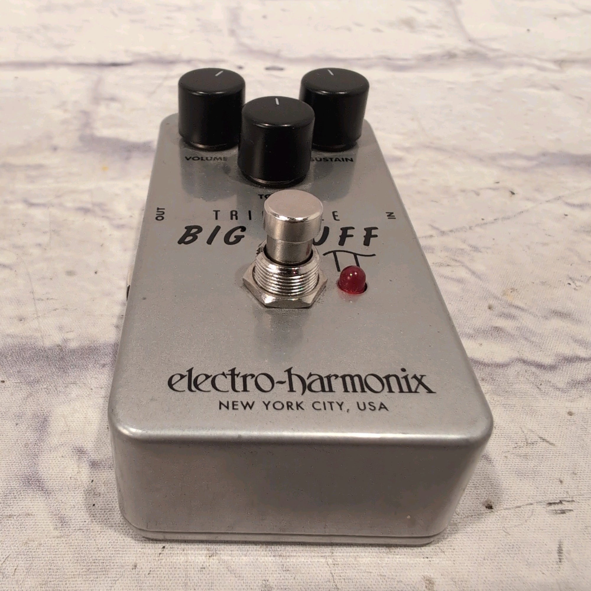 Electro-Harmonix Triangle Big Muff Reissue Fuzz Pedal