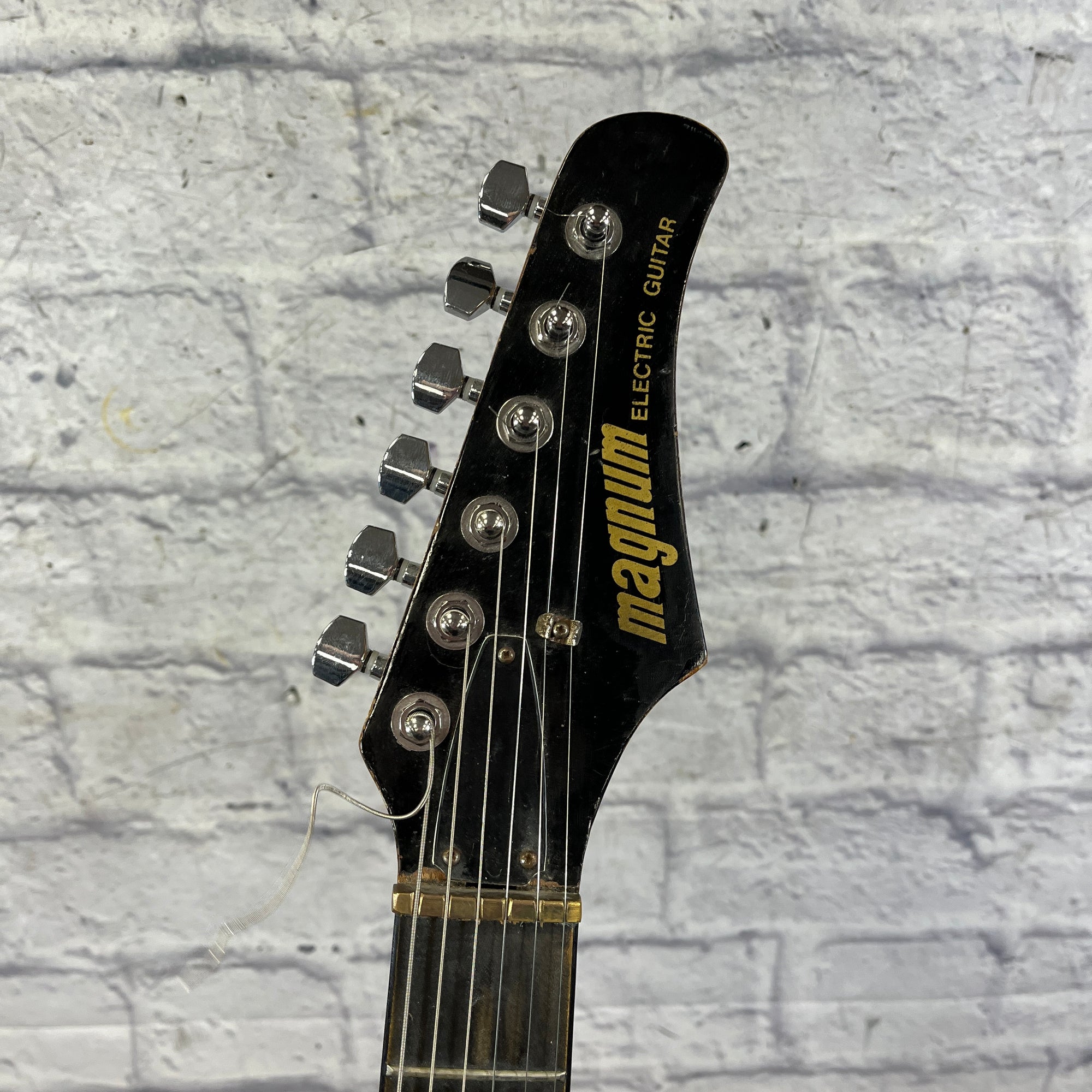 Magnum Vintage Japan Solid Body with Lace Sensor Pickup