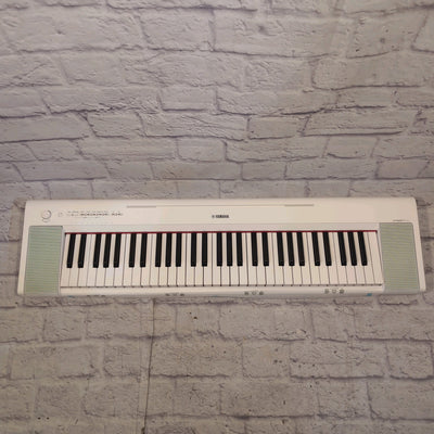 Yamaha Piaggero NP-15 61-Key Portable Keyboard With Power Adapter Regular White