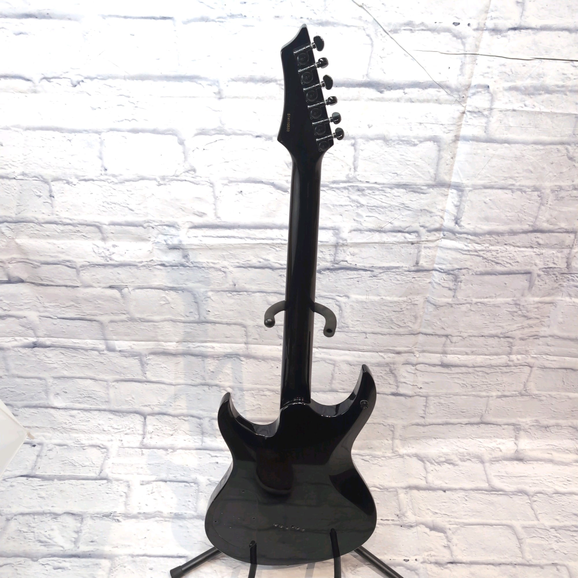 Washburn XMPRO2F Electric Guitar - Black - Evolution Music