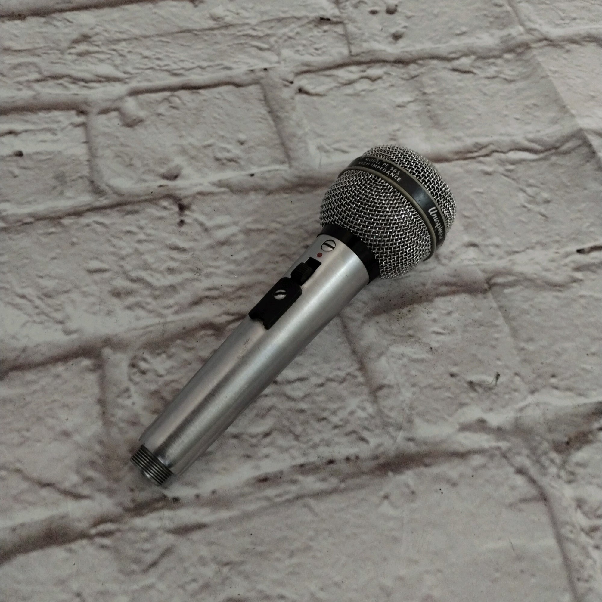 Shure PE 585 Vintage Microphone - Evolution Music