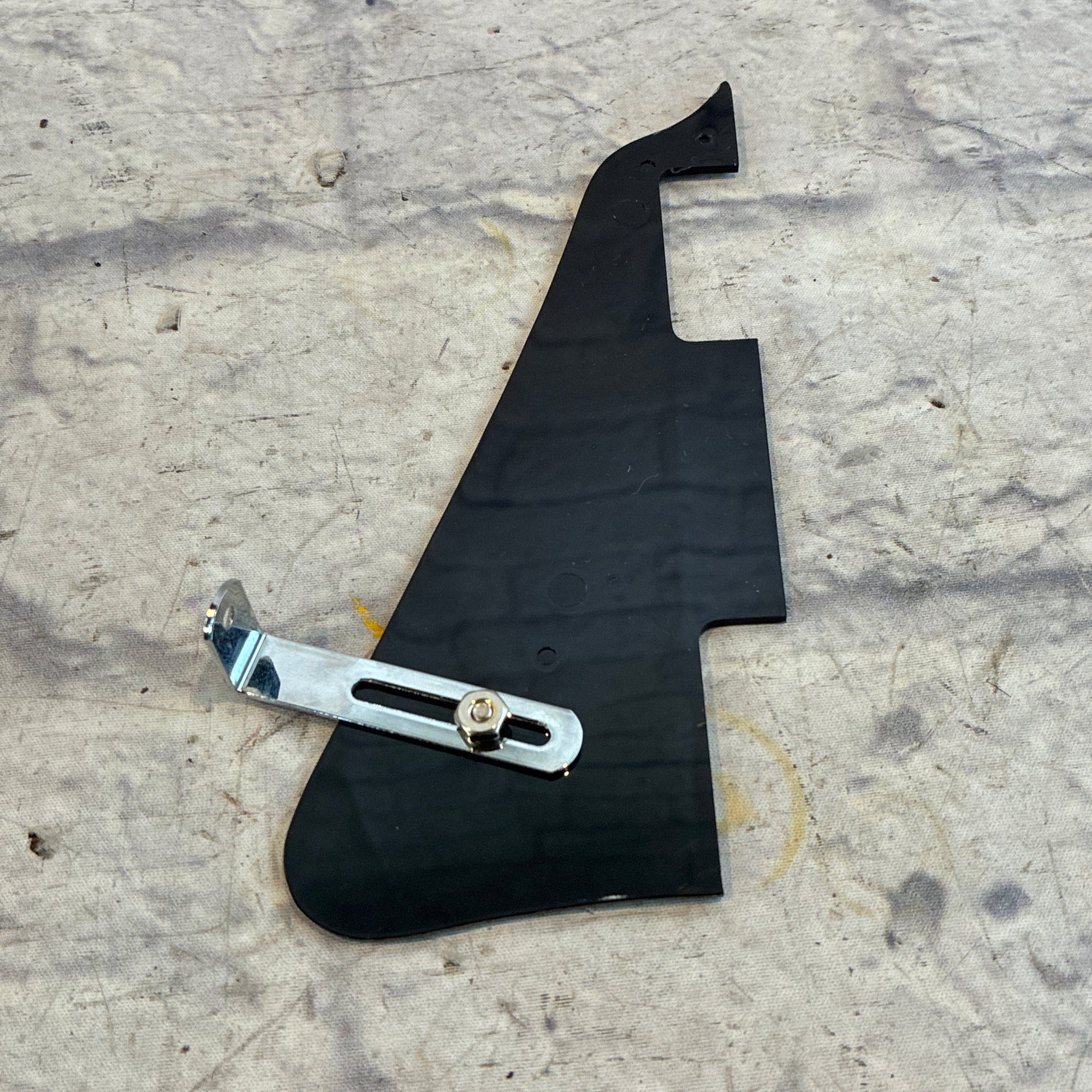 Unknown Black Les Paul Pickguard with Mounting Bracket