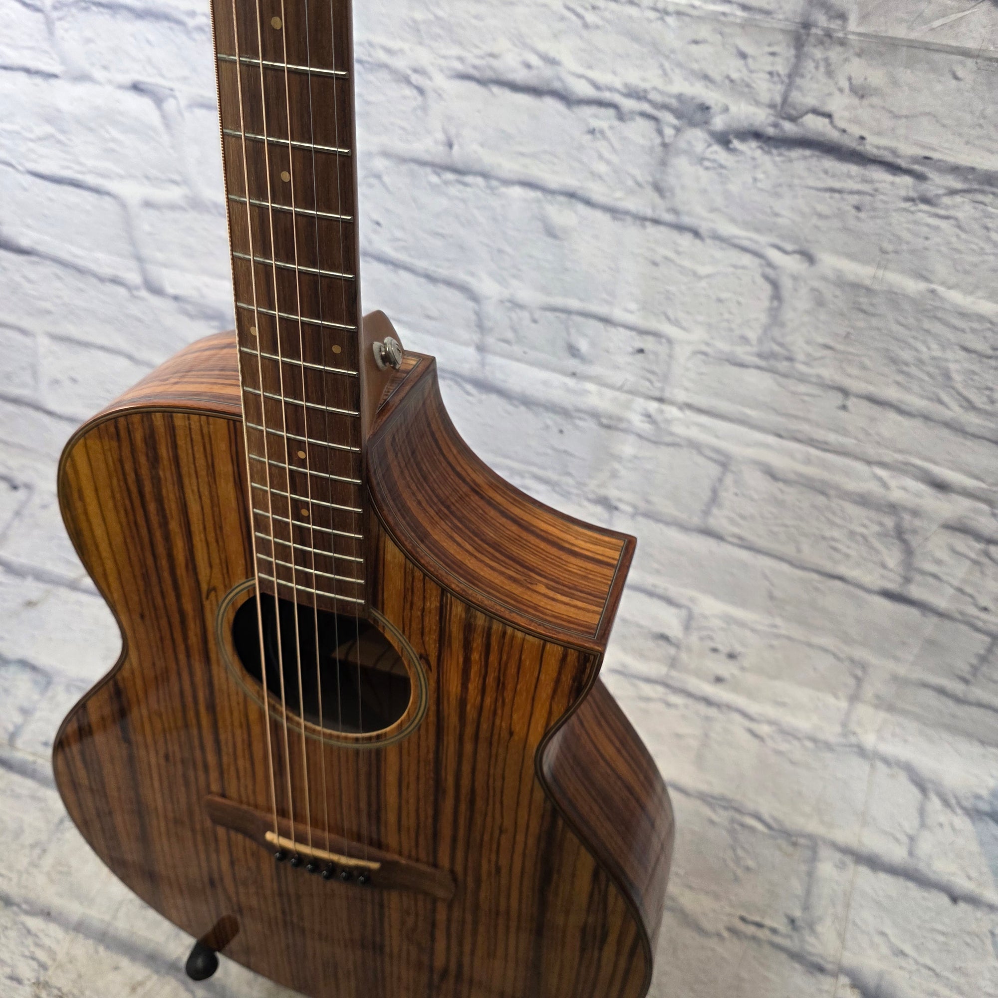 Ibanez AEW40WWNT With Soft Case Acoustic Guitar