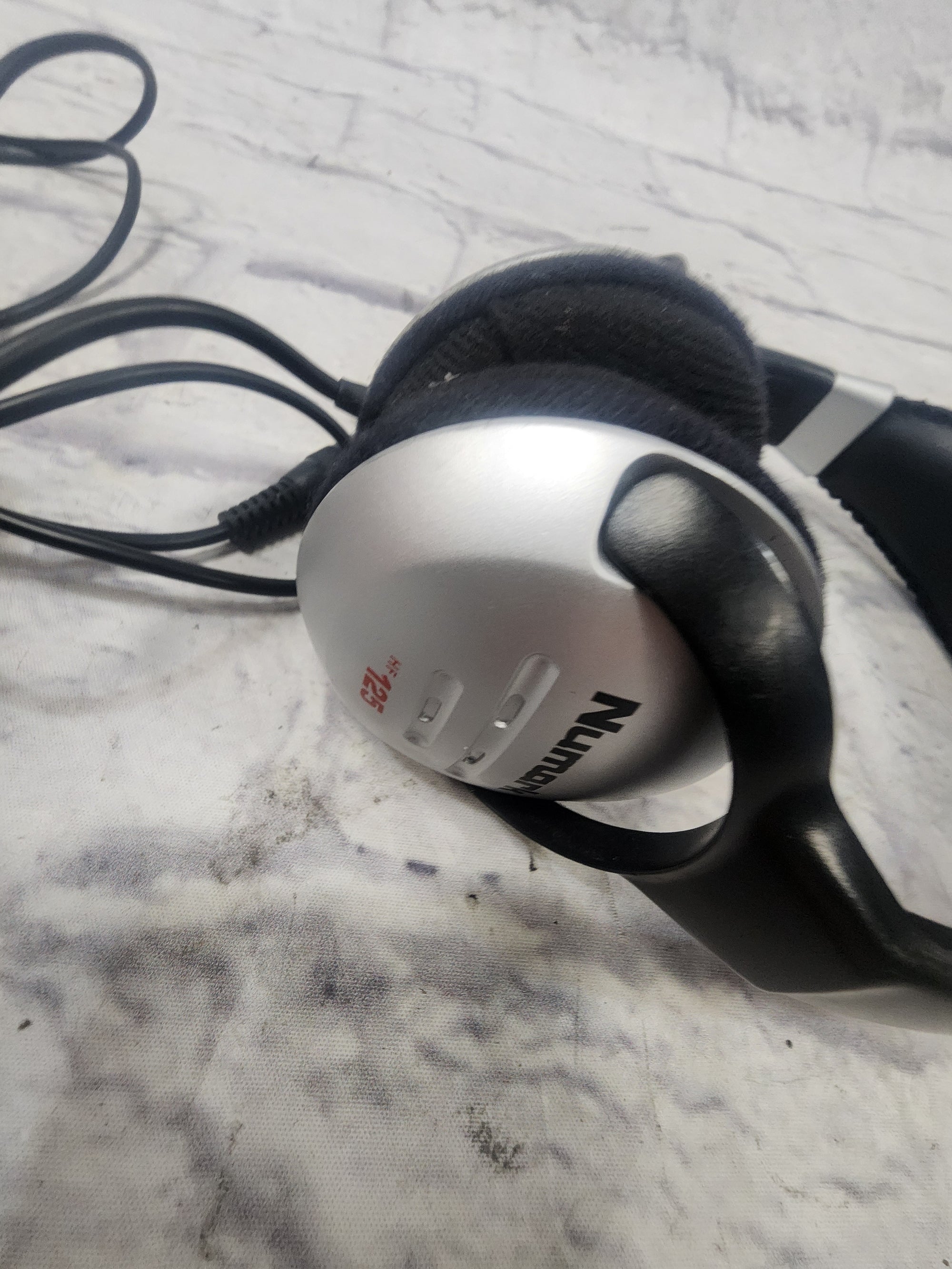 Numark HF-125 Headphones