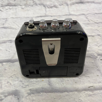 Honeytone Tiny Guitar Amp null