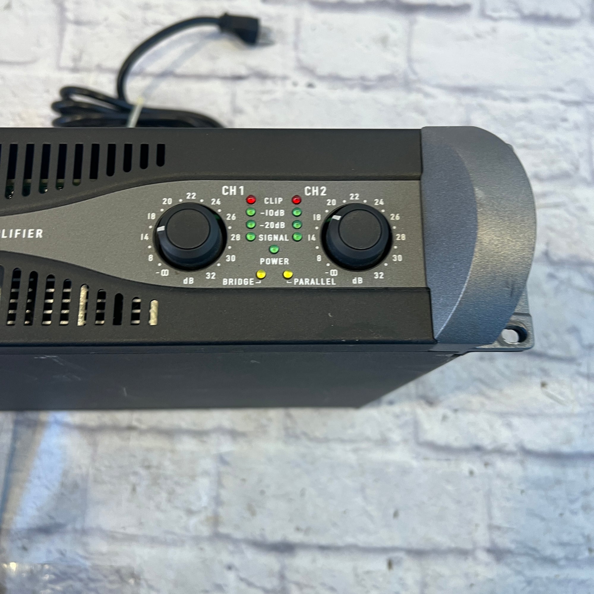 QSC PLX2402 2400 Watt 2-Channel Power Amp