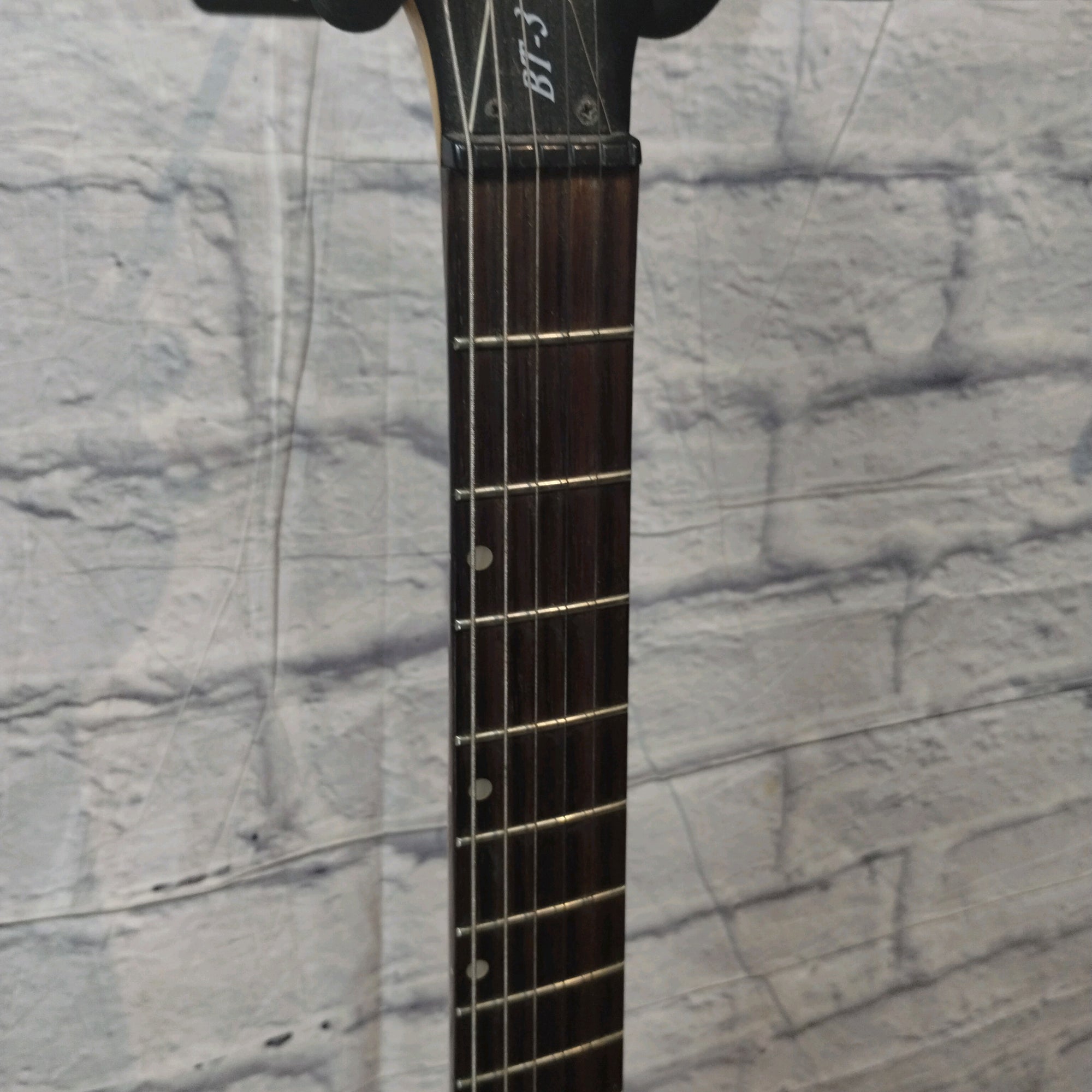 Washburn Maverick BT-3 Electric Guitar