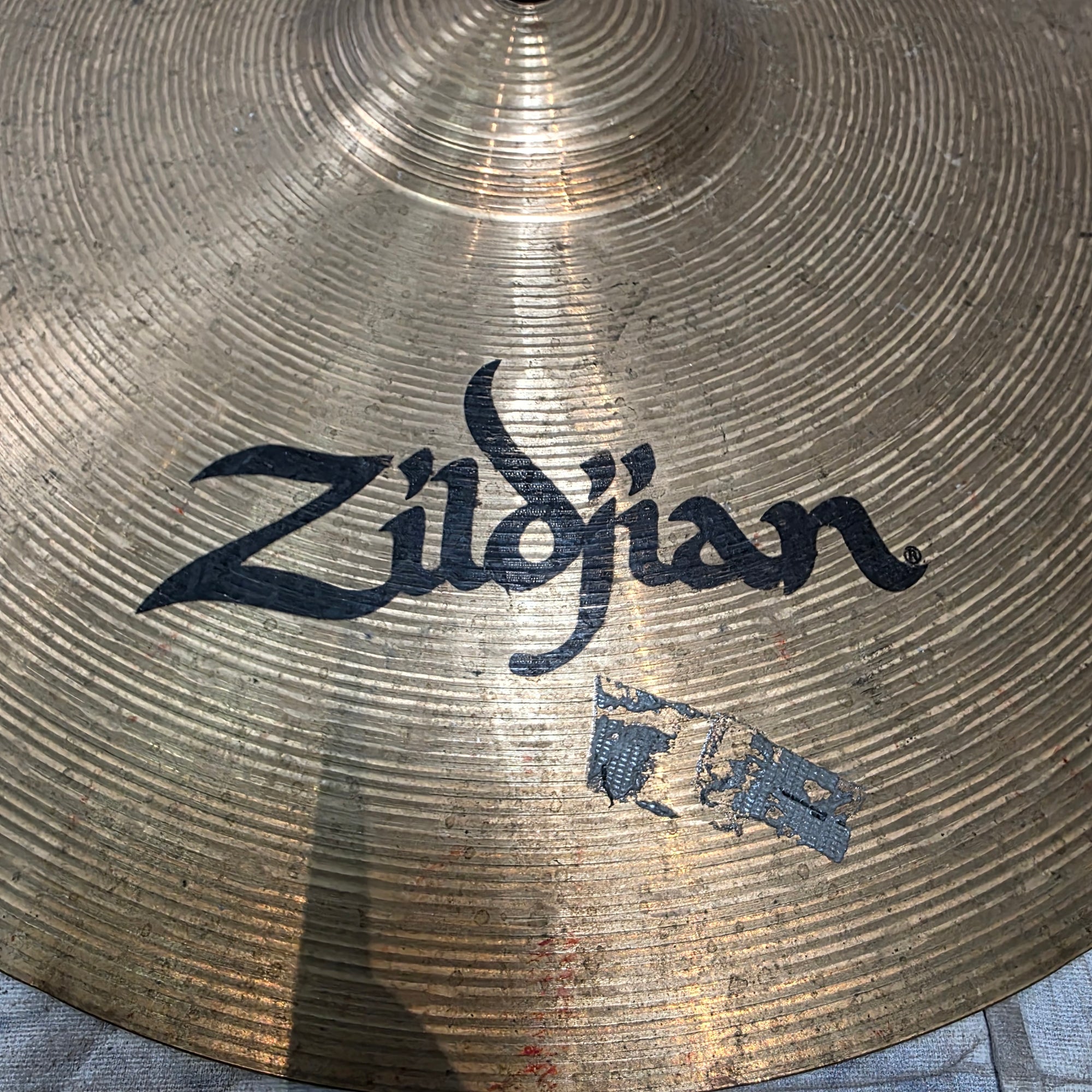 Zildjian ZHT 16" Medium Thin Crash Crash Cymbal
