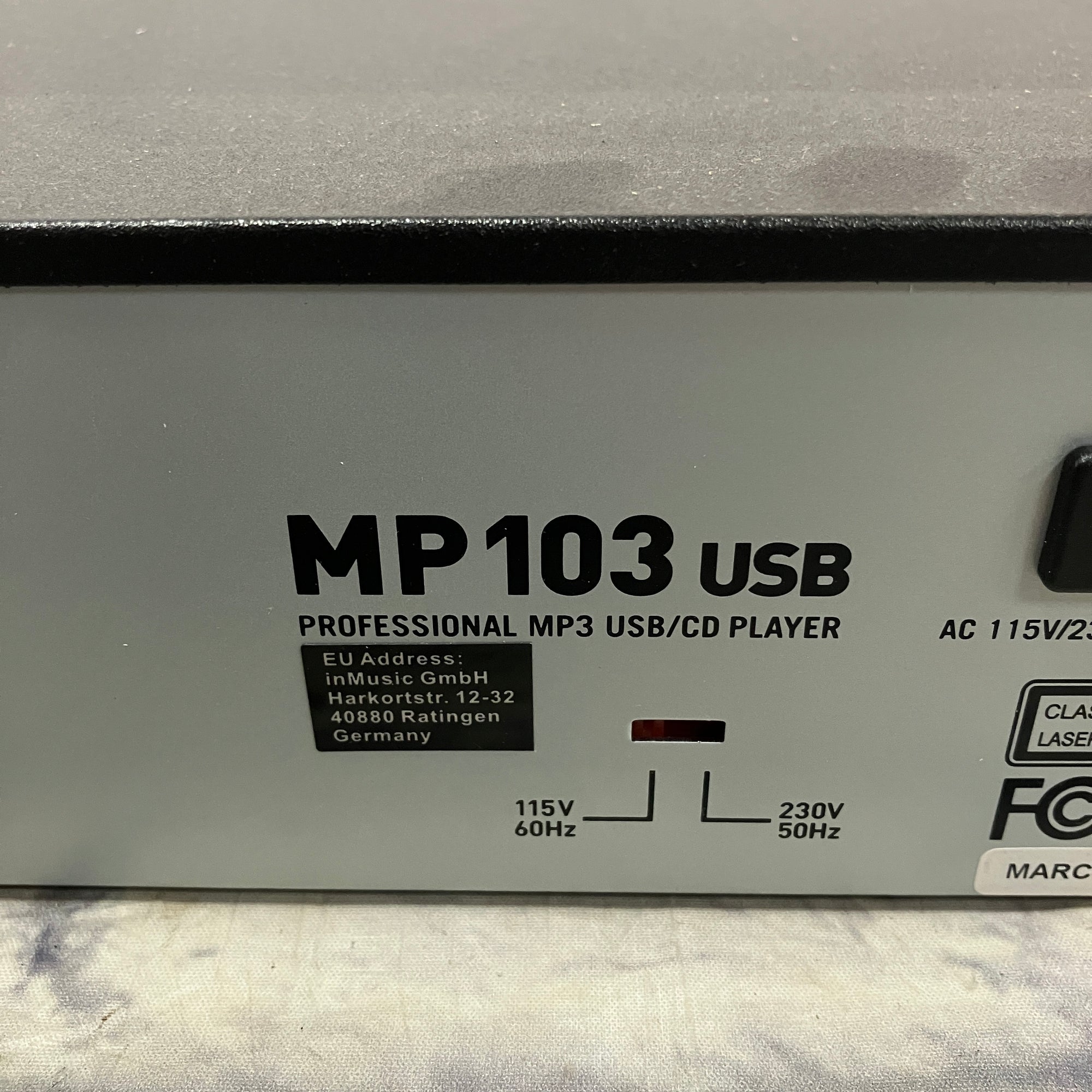 Numark MP103 USB DJ Rack