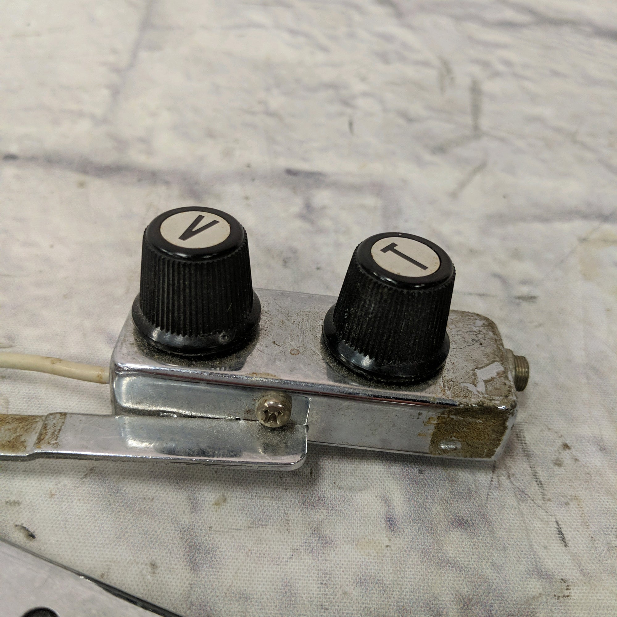 Unknown VIntage Menorm KG-1 Japan Acoustic Guitar Pickup and Preamp