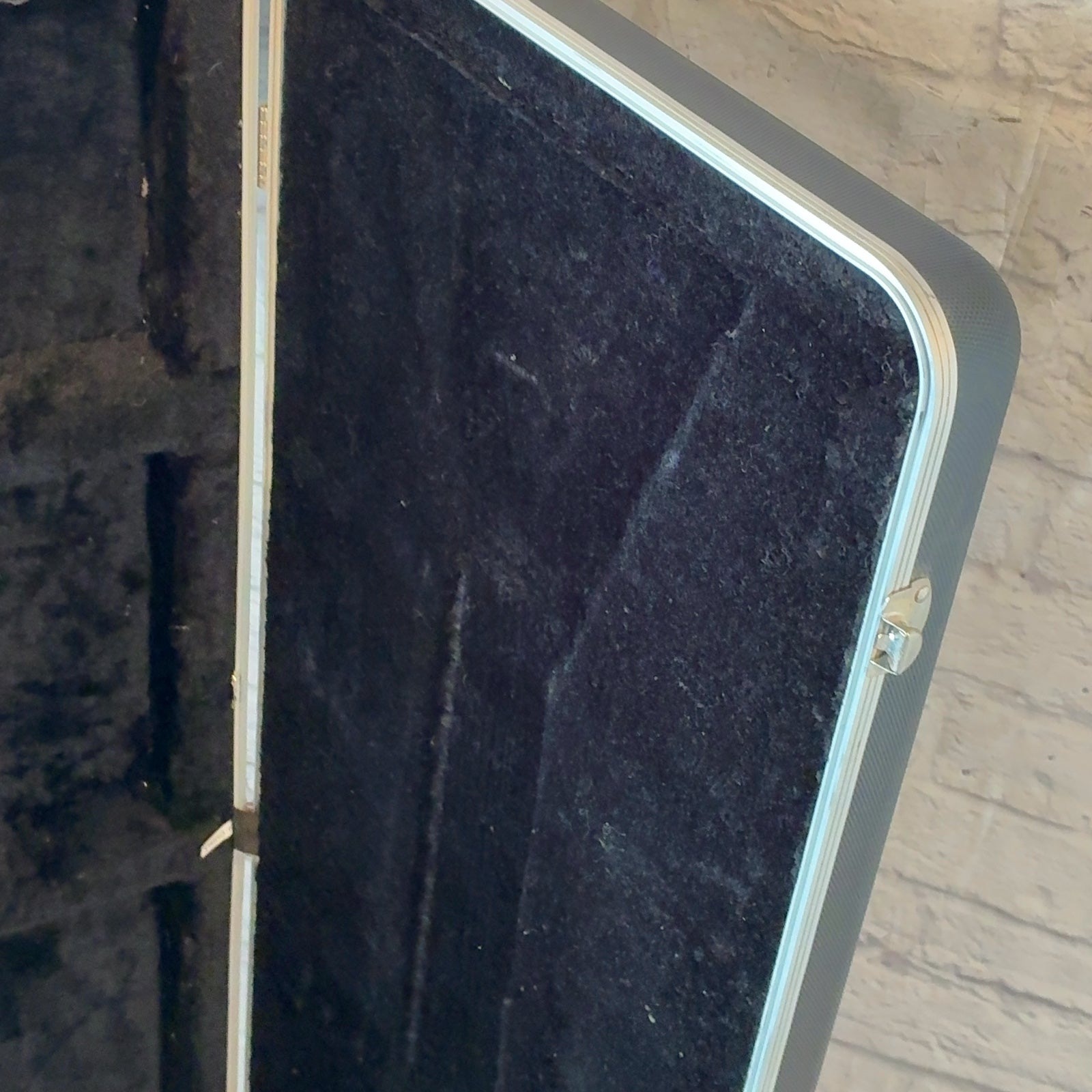 Unknown Black Hardhell Guitar Case Hard Case