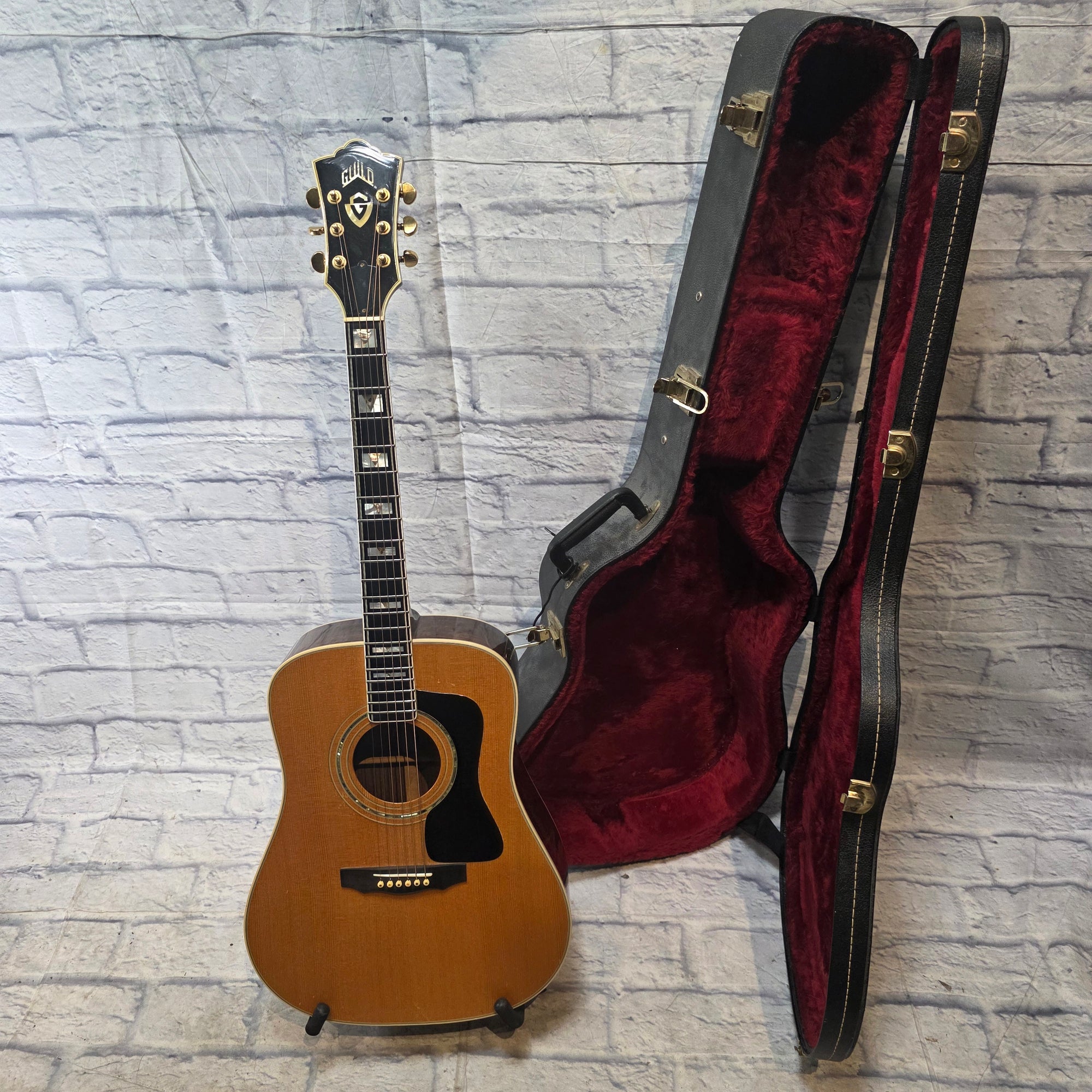 Guild D-55 NT Left Handed Acoustic Guitar