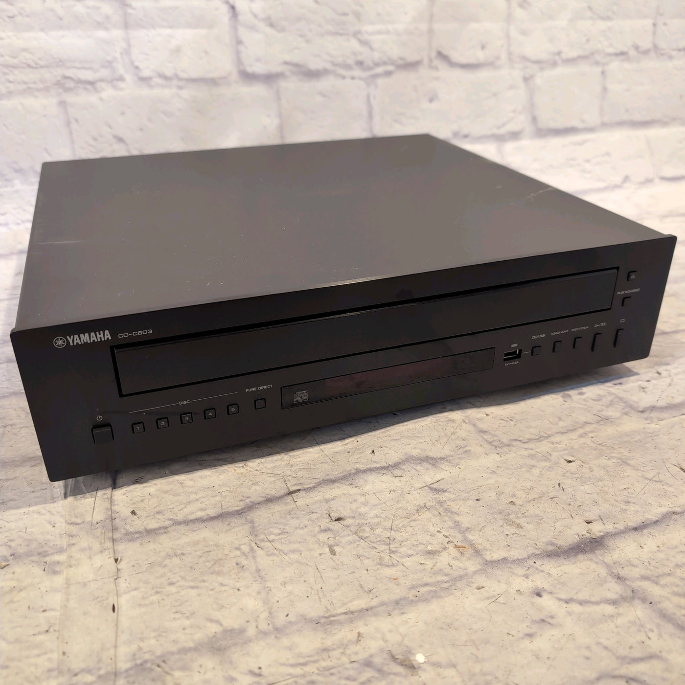 Yamaha CD-C603 5-Disc CD Changer with USB Playback