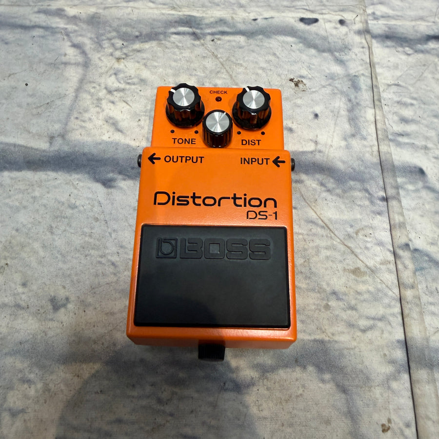 Boss DS-1 Distortion Pedal
