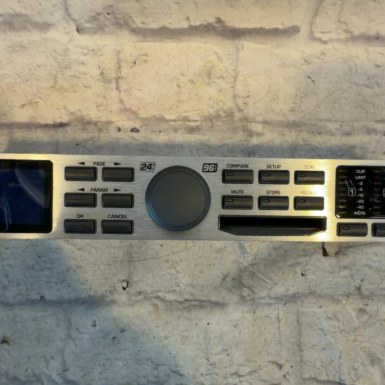 Behringer DCX2486 Loudspeaker Management System