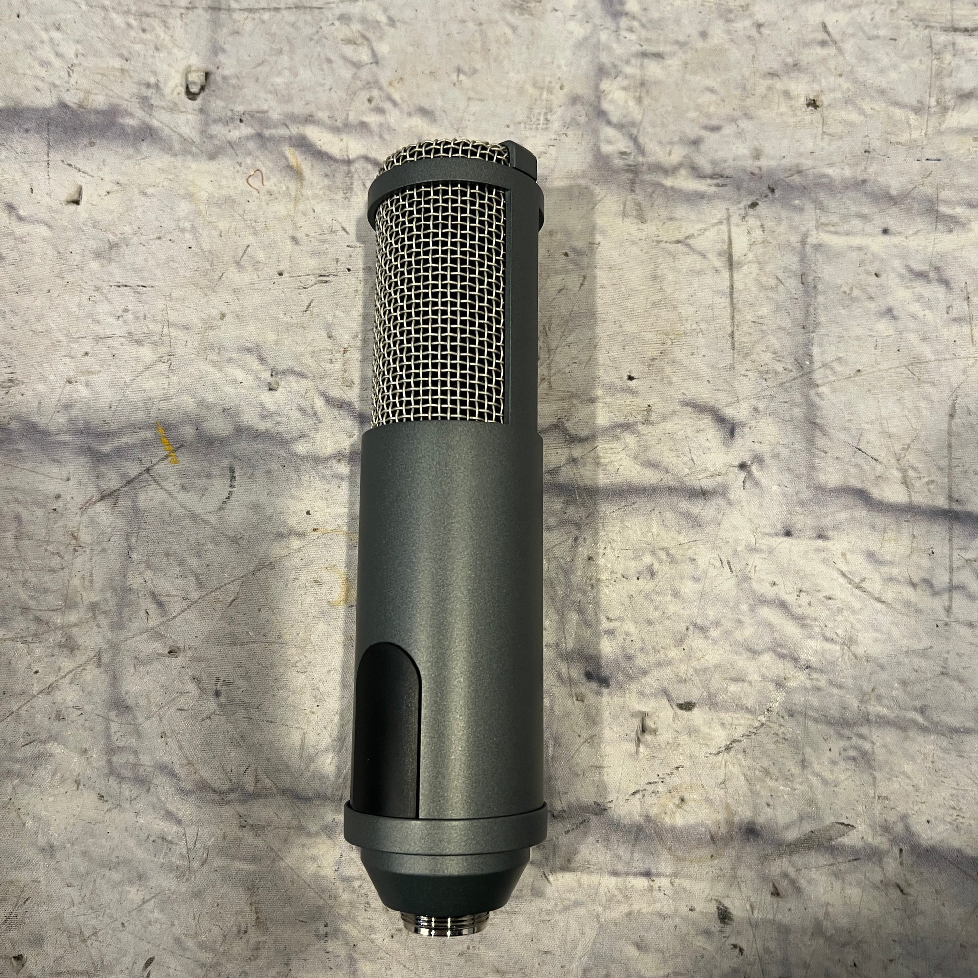 MXL R80 Ribbon Microphone