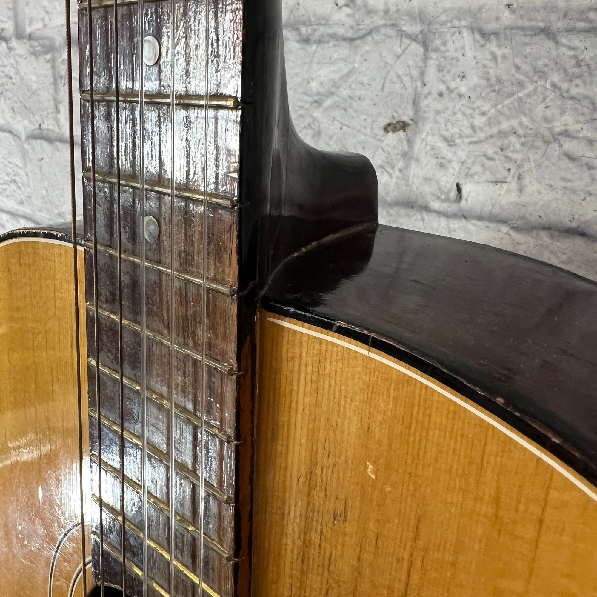 Kingston Vintage Classical Acoustic Guitar