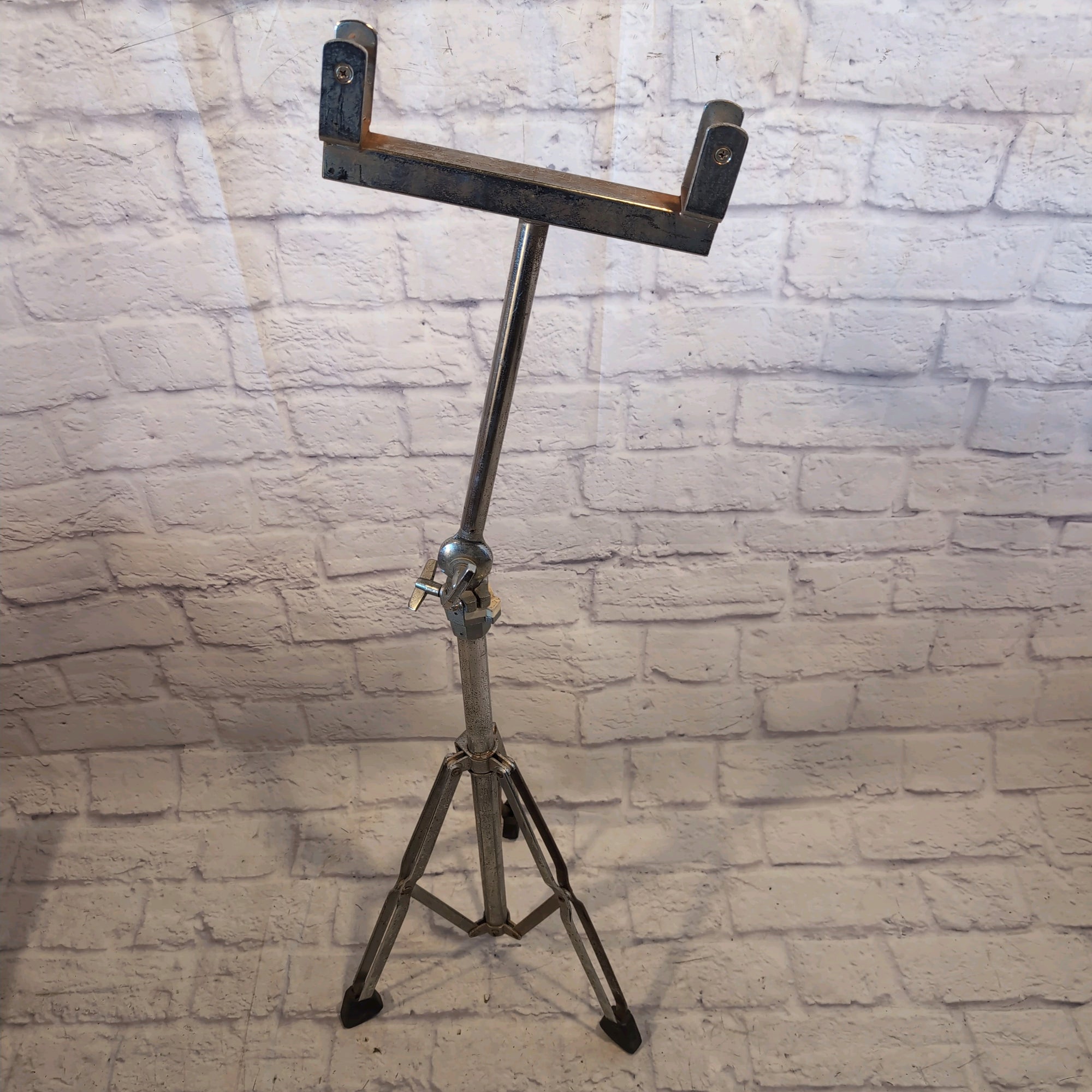 Unknown Double Bongo Stand