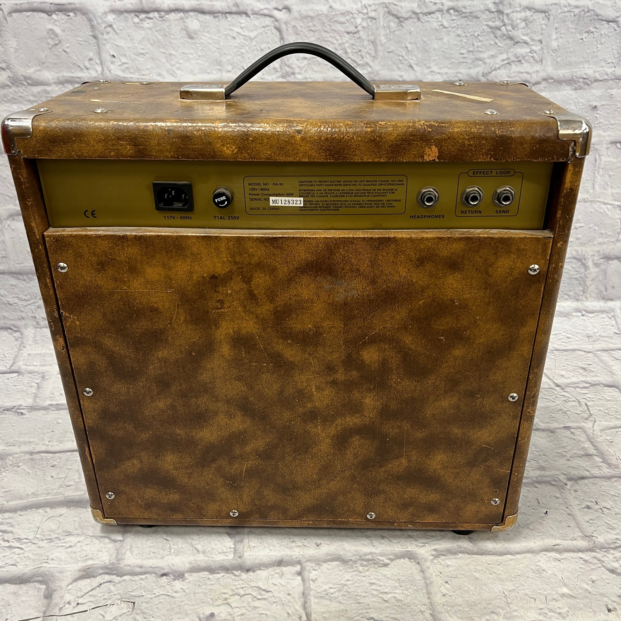 Dean DA-30 Acoustic Guitar Amp