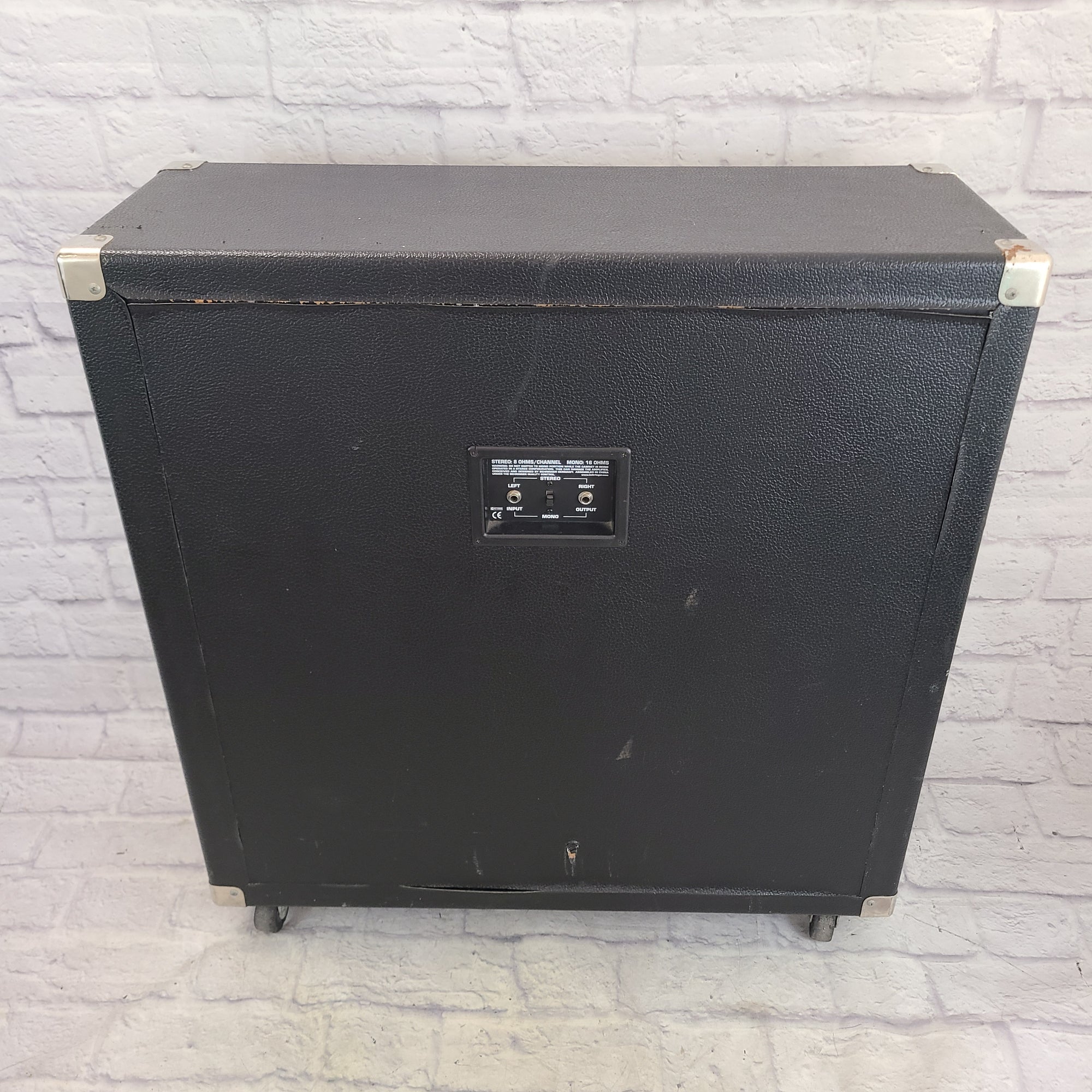 Behringer Ultrastack BG412H 4x12 Guitar Cab