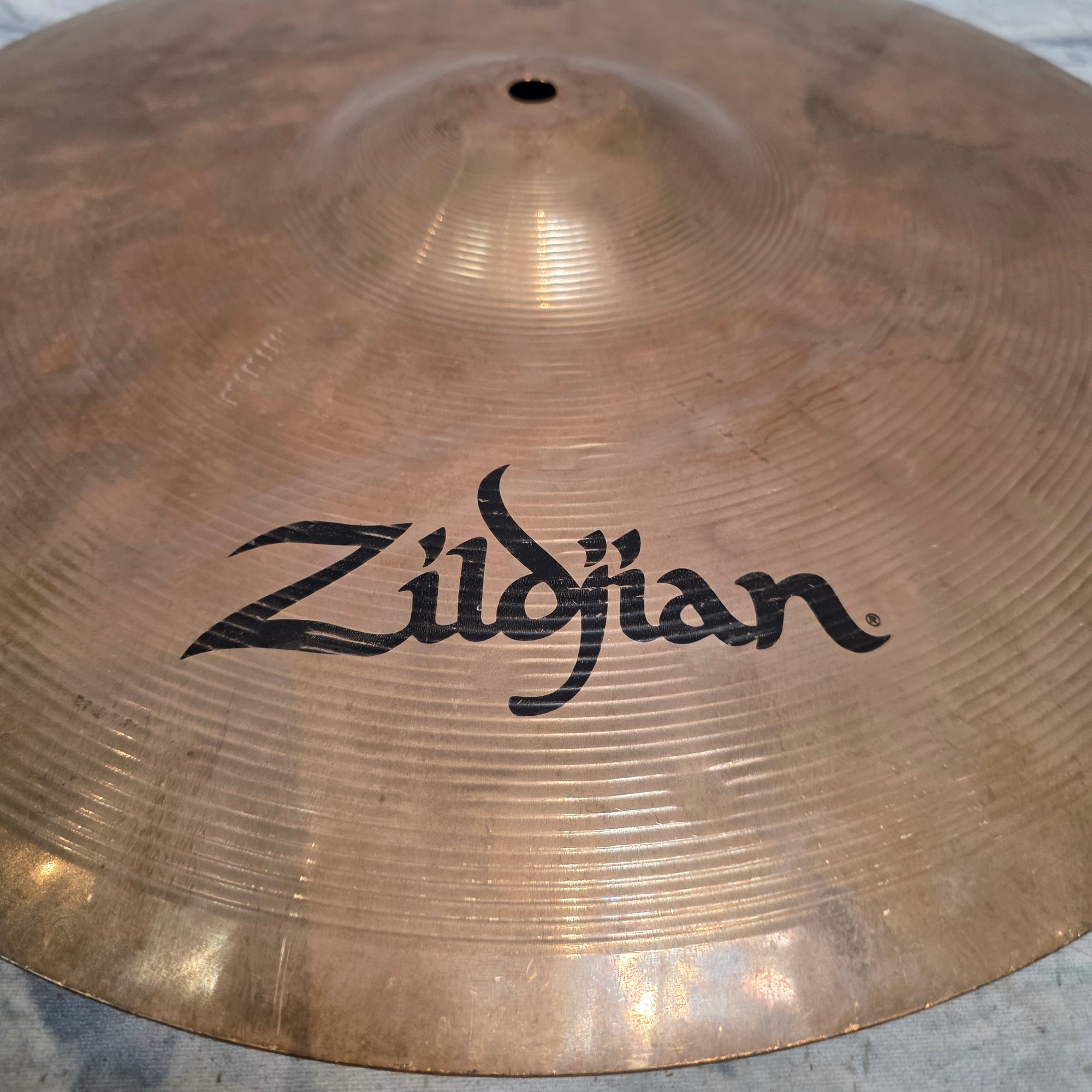 Zildjian ZBT 18" Crash Ride Cymbal