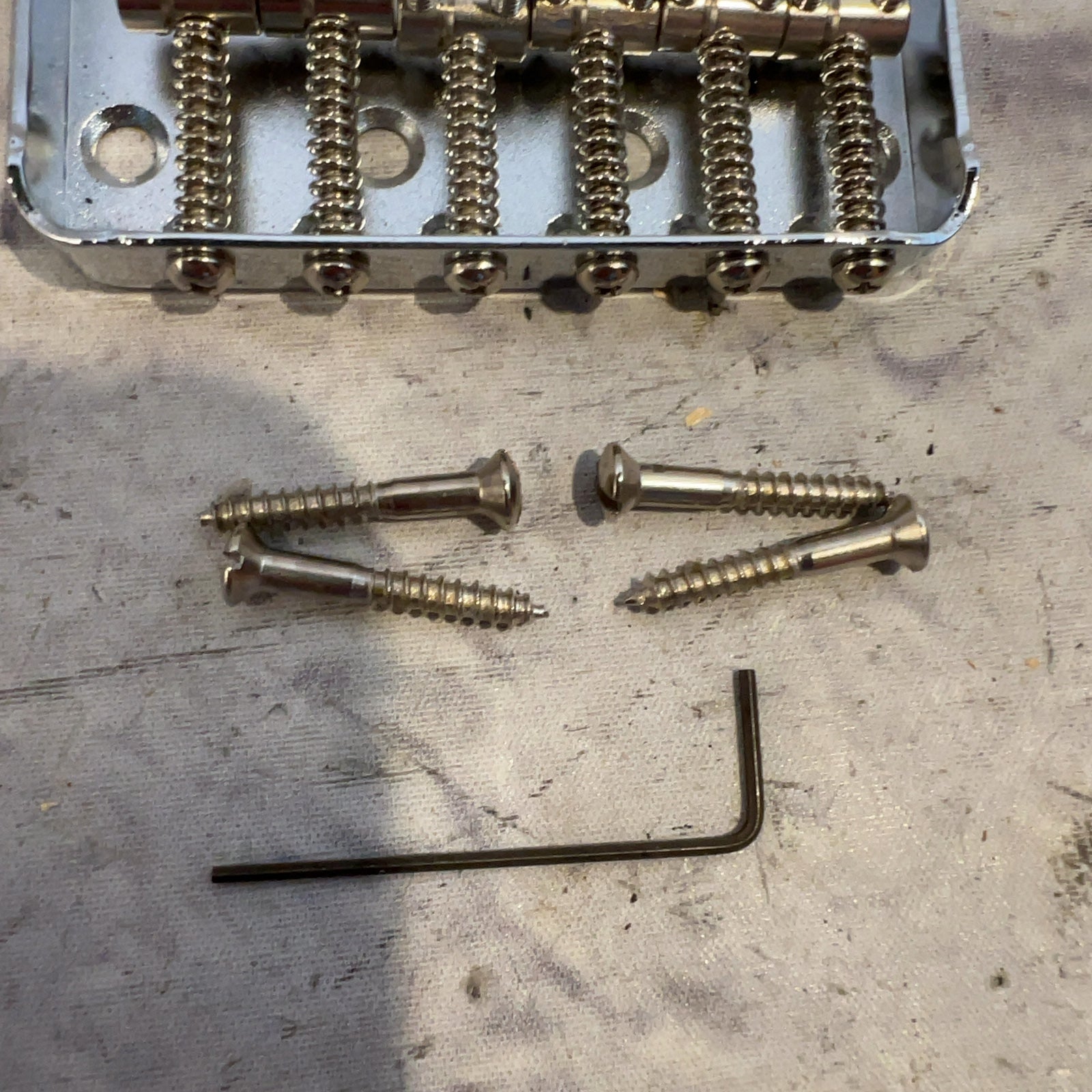 Fender 0990810000 Telecaster Bridge Assemble with Six Steel Saddles Bridge