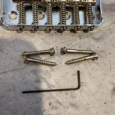 Fender 0990810000 Telecaster Bridge Assemble with Six Steel Saddles Bridge