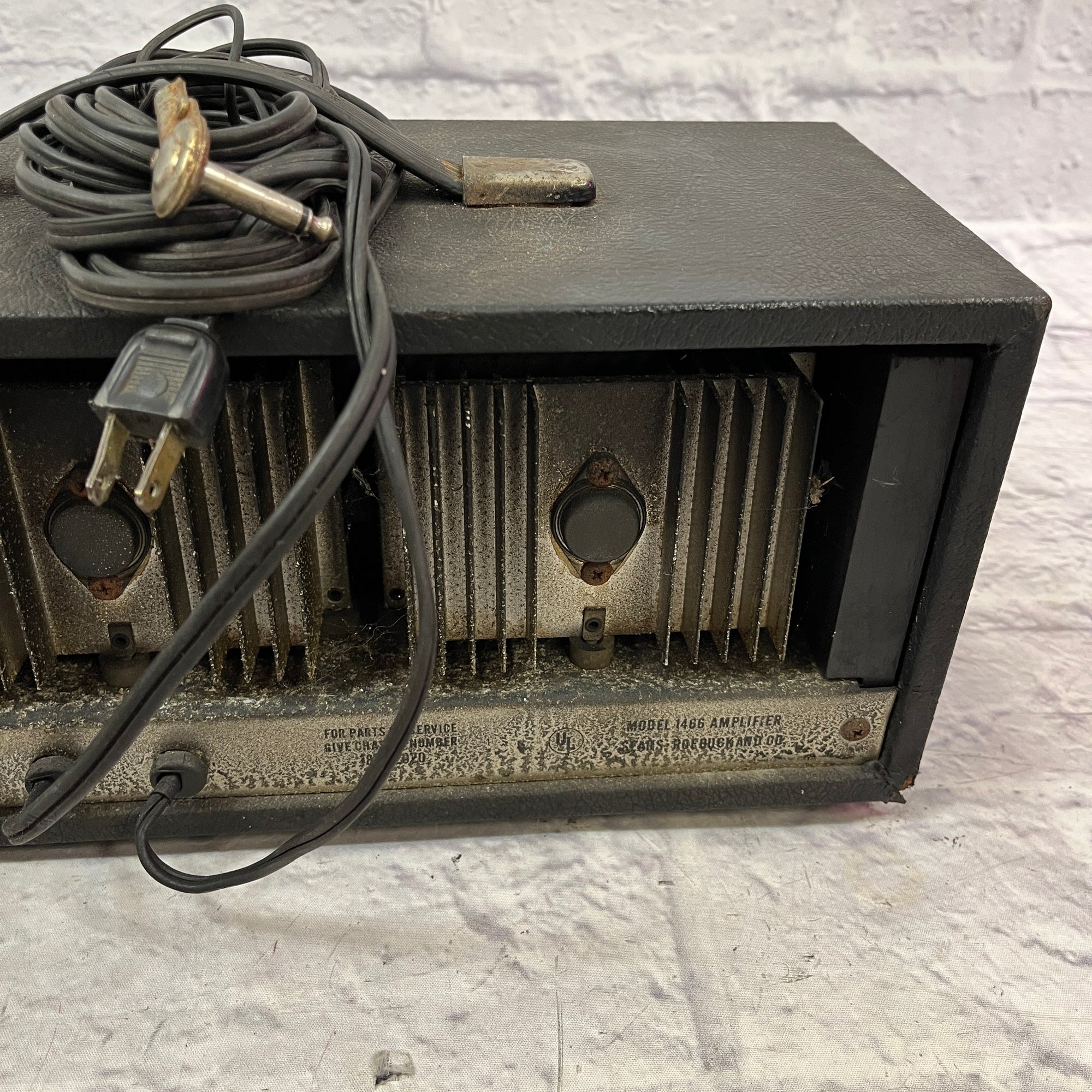 Silvertone 1466 Bass Amp Head