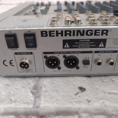 Behringer Eurorack MX 2004A Mixer