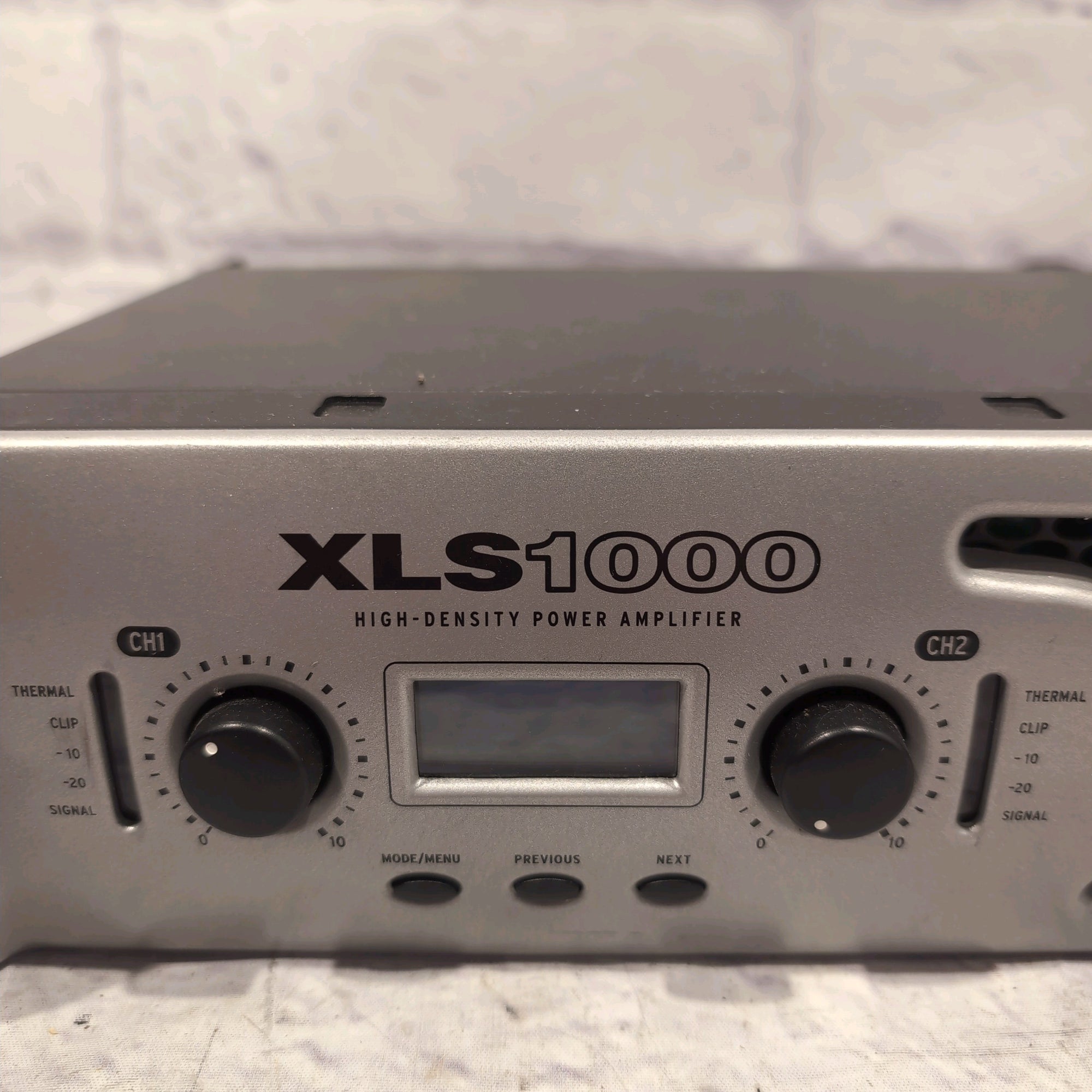 Crown XLS 1000 2-Channel High Density Power Amplifier