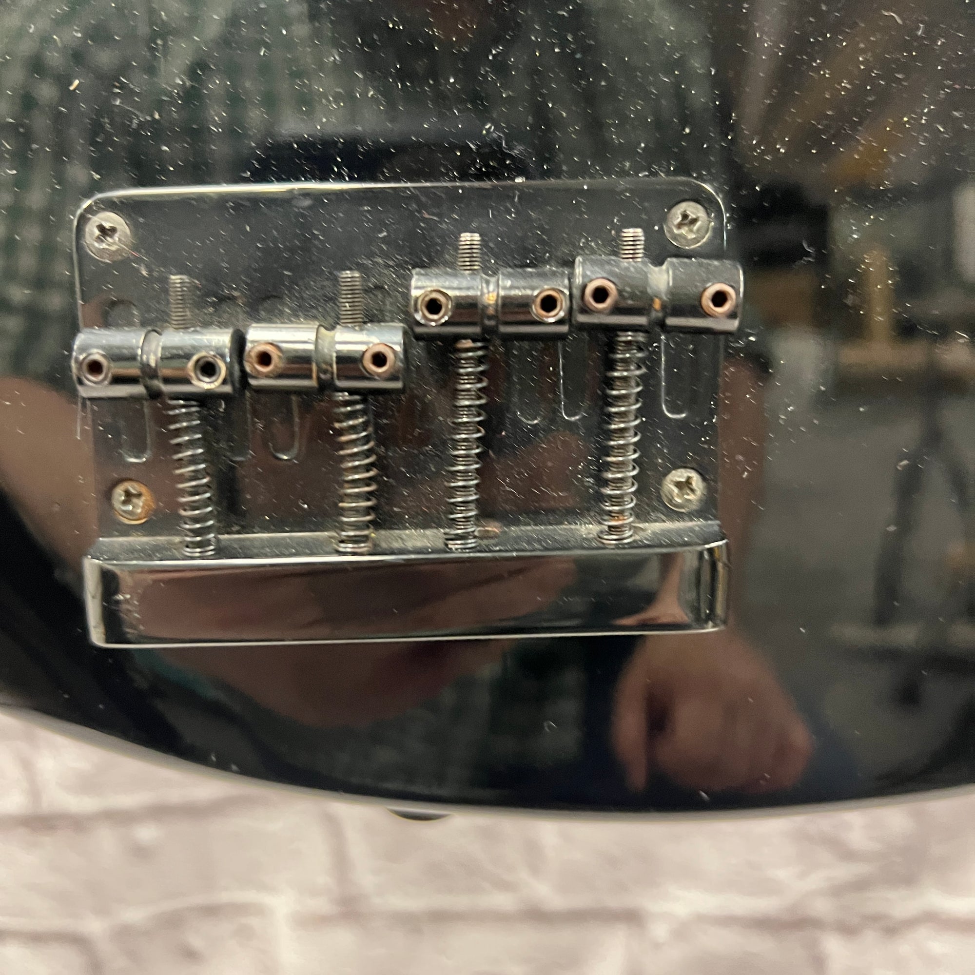 Nady Thunder Bass Husk - Neck Body Tuners Bridge Project